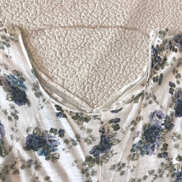 Blouse - Picture 2 of 2